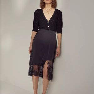 Aritzia bonnet lace skirt